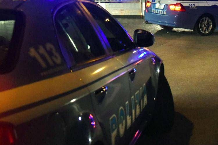 Tivoli, si ribaltano su Porsche rubata: un morto e due feriti gravi