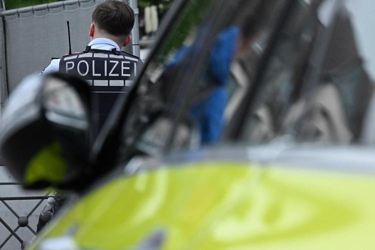 Morto l'agente ferito nell'attentato a Mannheim