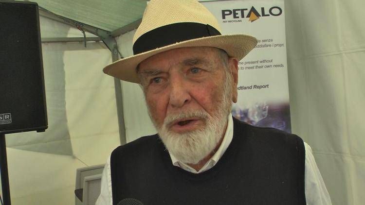 Arte, inaugurata a Sant’Albano Stura l’opera Terzo Paradiso Recycling di Michelangelo Pistoletto
