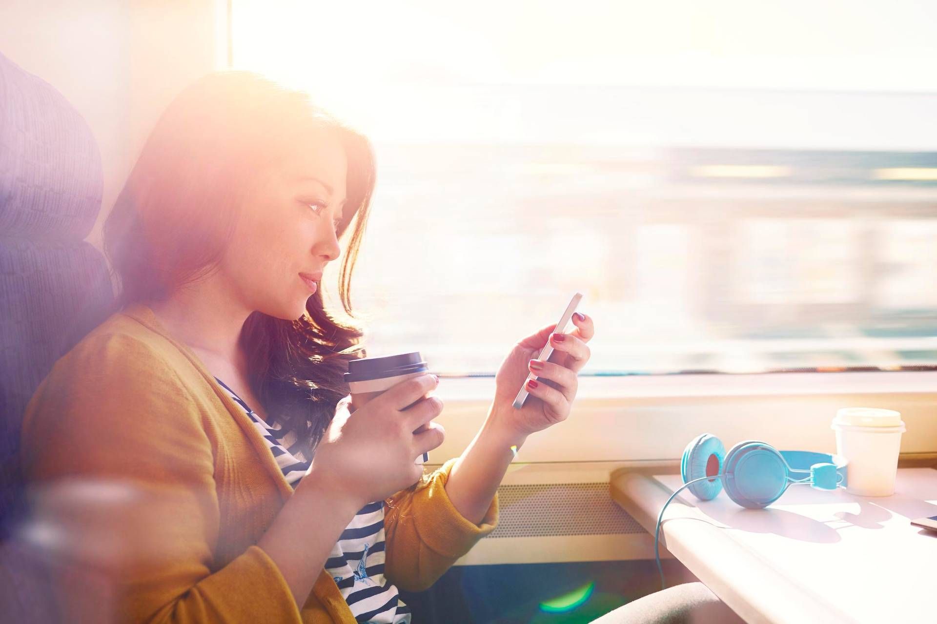 Hyper-connected travel, anxiety and organization: Italians and the train