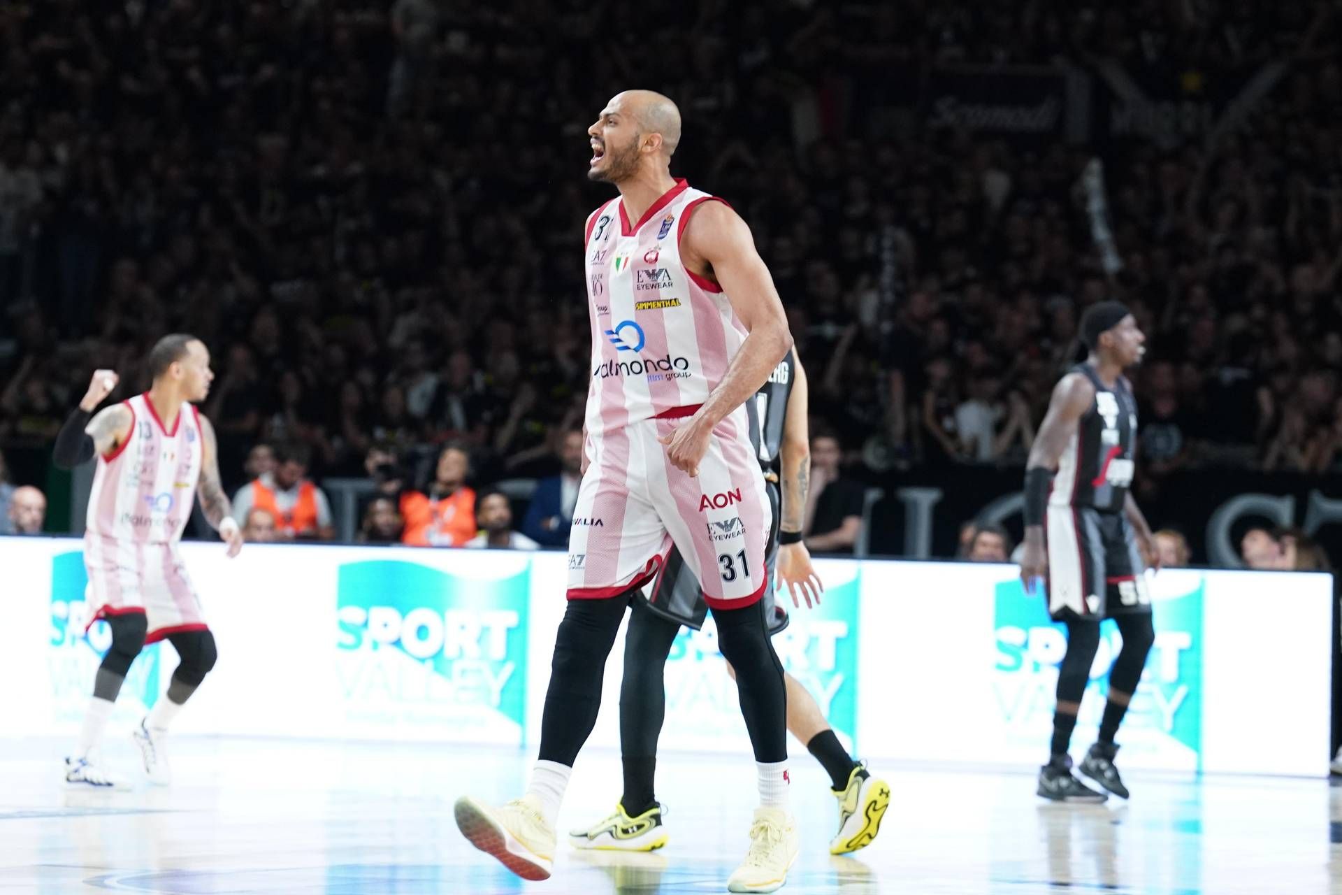 Milano vince gara 1 finale scudetto - Bologna k -o - all