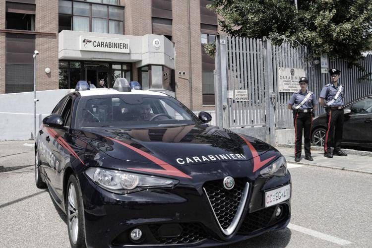 La caserma provinciale dei carabinieri di Modena (Fotogramma)