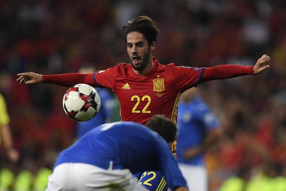 Spagna-Italia - una classica con in palio il primato del girone