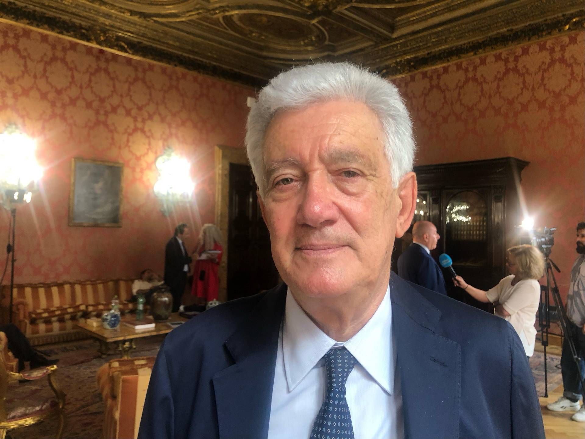 toro (ail) toro (ail)