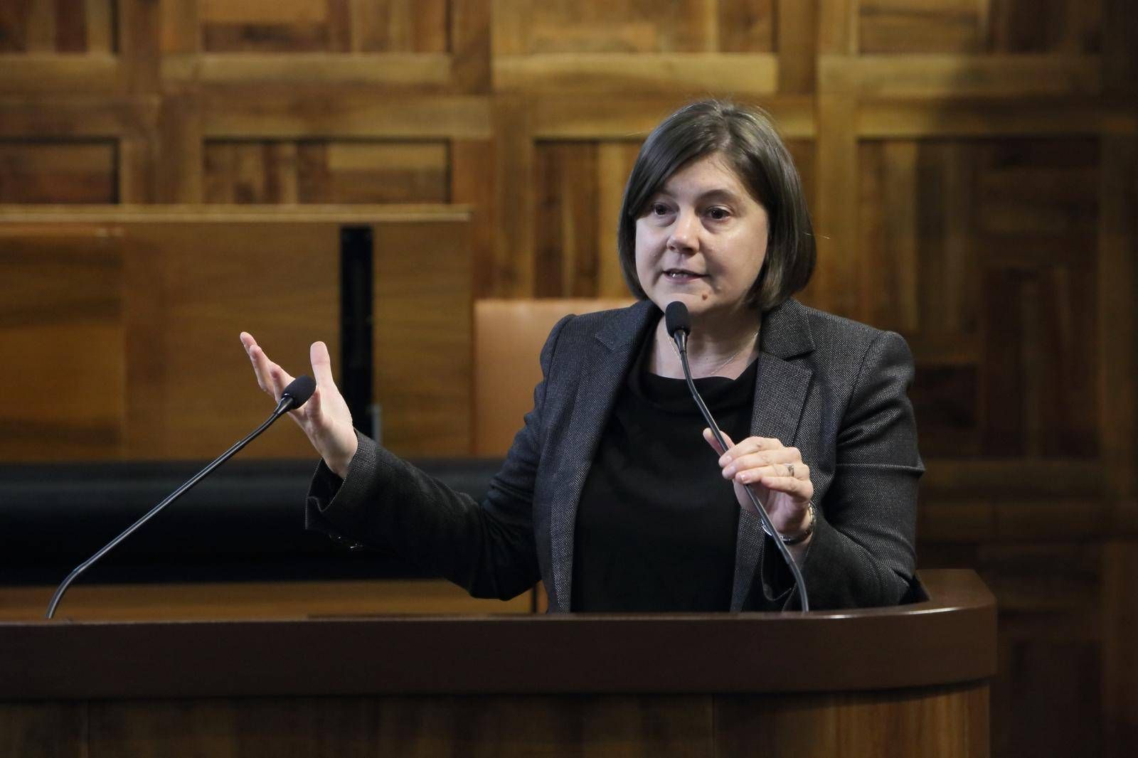 Elena Beccalli nuovo rettore della Cattolica - prima donna alla guida dell