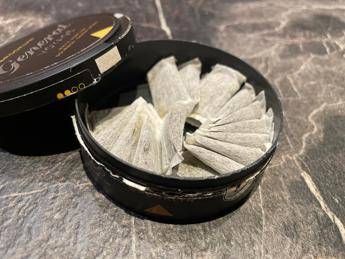 Da snus a bustine nicotina, la strategia svedese che sta azzerando i danni da sigarette