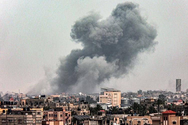 Un raid a Khan Younis (Afp)