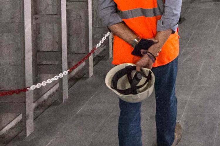 Cade da 10 metri in cantiere - morto operaio a Massa Marittima