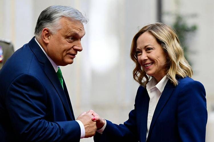 Viktor Orban e Giorgia Meloni(Afp)