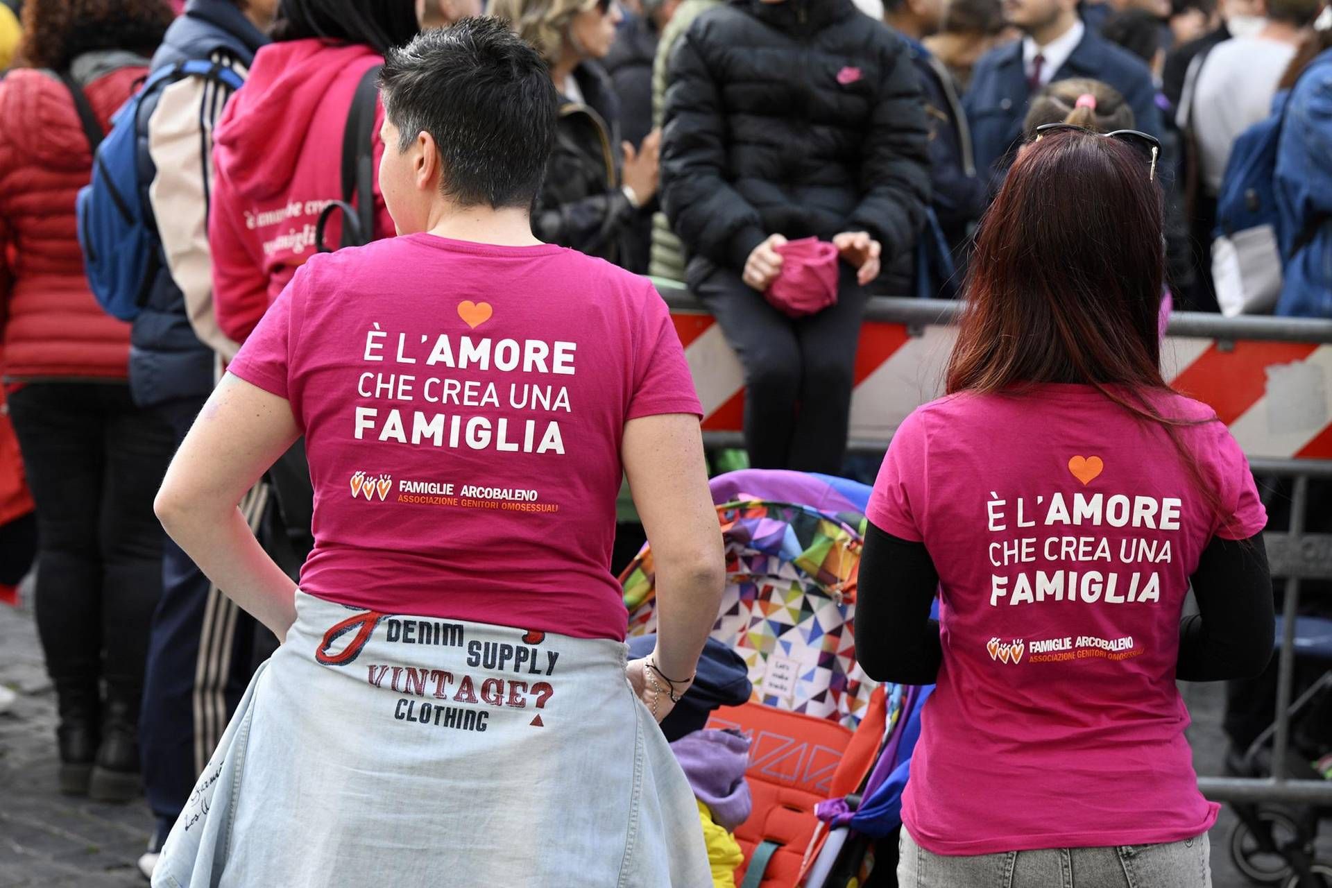 Figli di coppie gay - tribunale di Lucca si appella a Corte Costituzionale