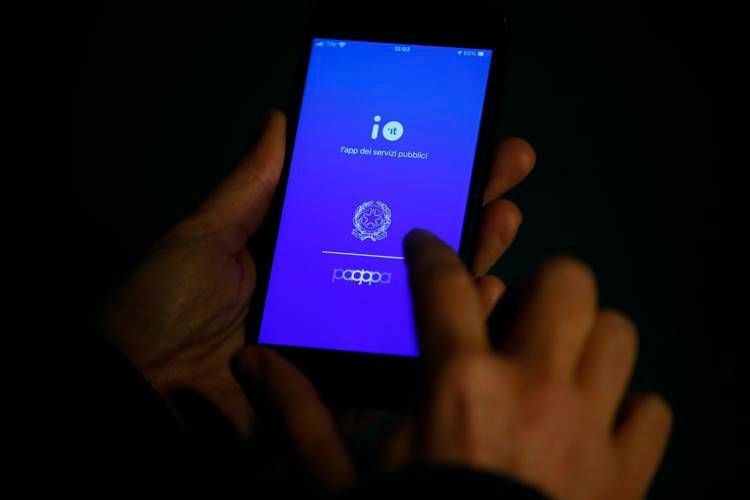 App Io (Fotogramma)
