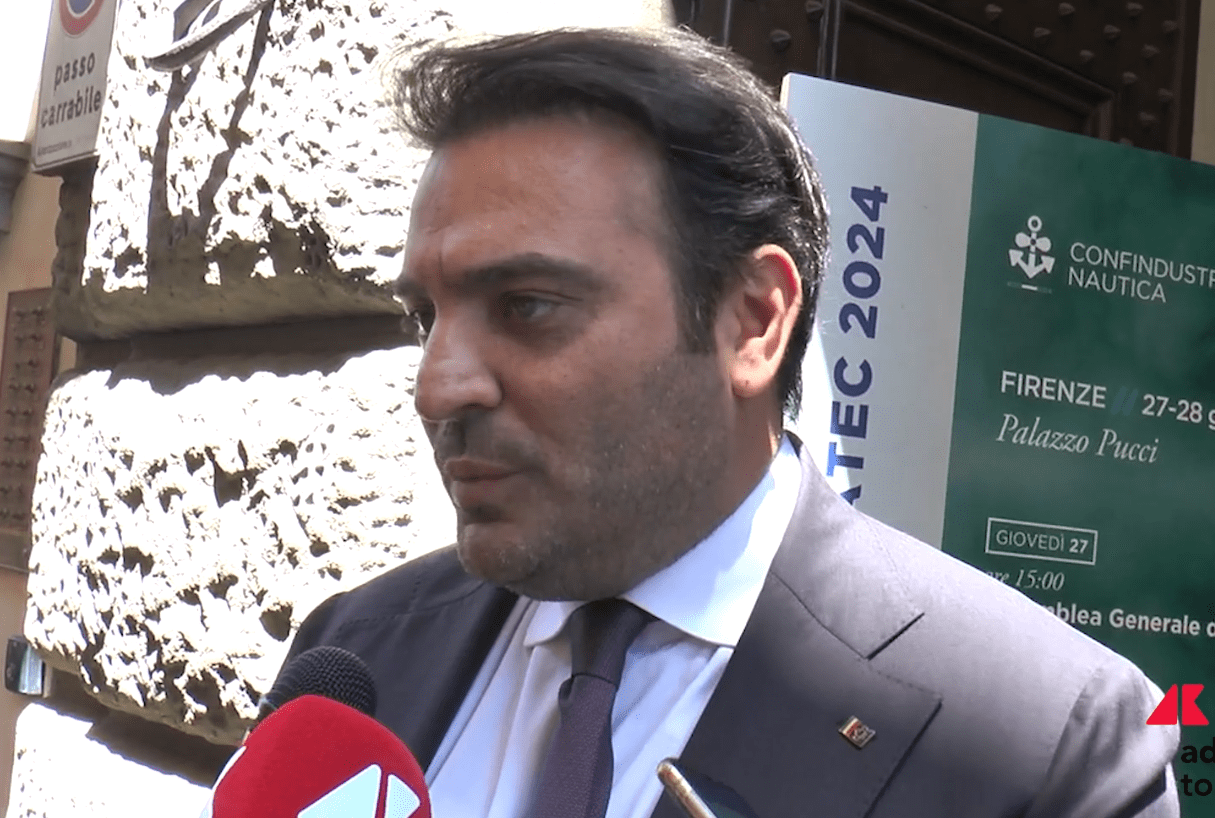 Nautica - Cangiano: Governo vicino a settore