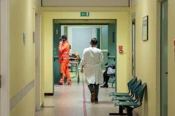 Violenza sugli operatori sanitari, bozza decreto in Cdm: stretta su aggressori, cosa prevede