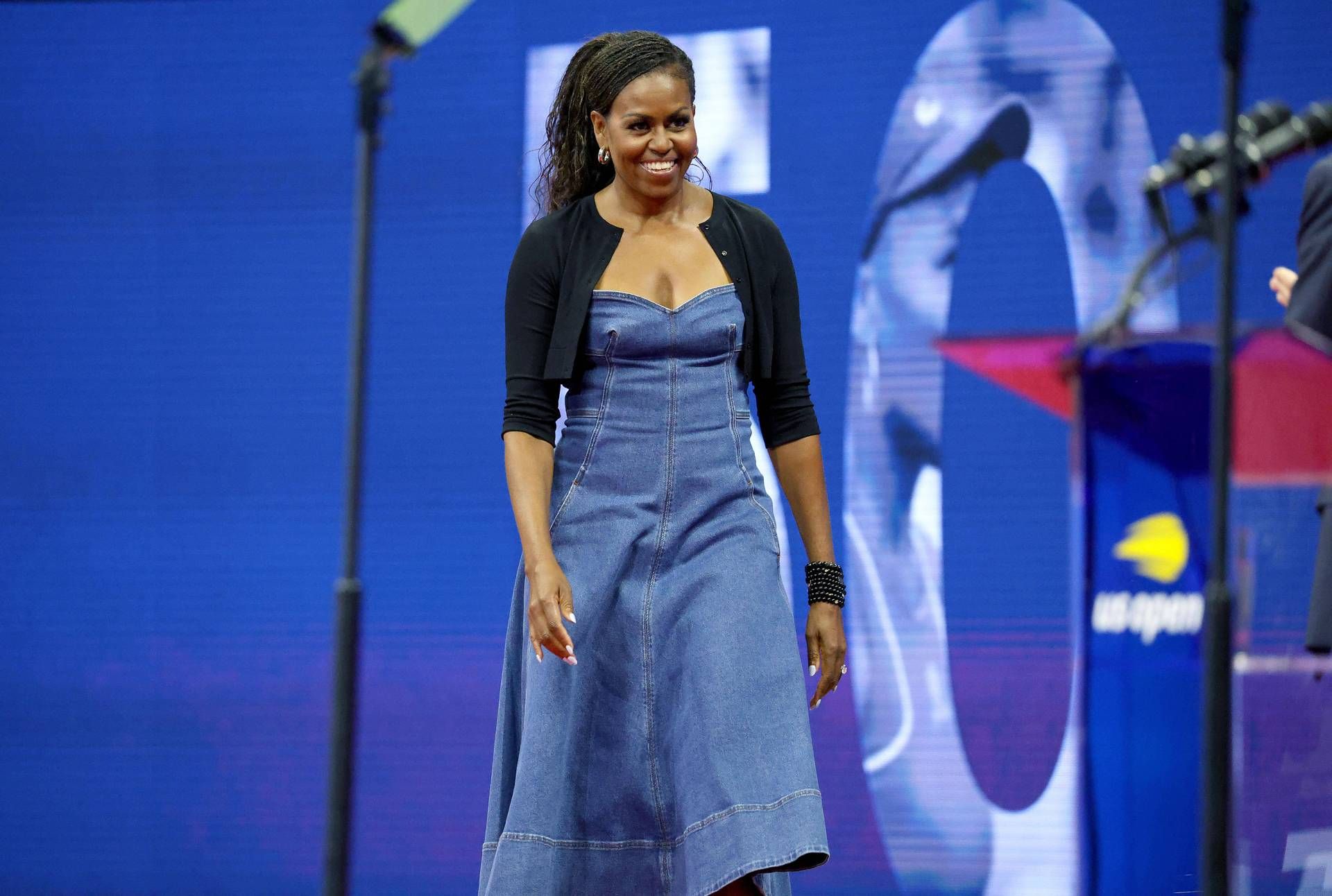 Biden está fuera, Michelle Obama tiene la única posibilidad de vencer a Trump: encuesta Biden está fuera, Michelle Obama tiene la única posibilidad de vencer a Trump: encuesta