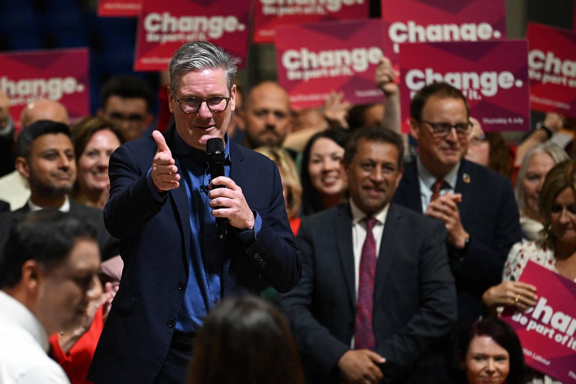 Elezioni Regno Unito - trionfo laburisti: Starmer stravince