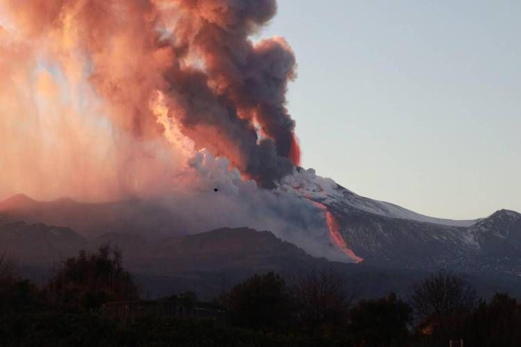 Un'eruzione dell'Etna
