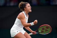 https://www.adnkronos.com/resources/028f-1b540e585642-135ccaee00d6-1000/format/medium/wimbledon_2024_-_day_seven_-_all_england_lawn_tennis_and_croquet_club.jpeg