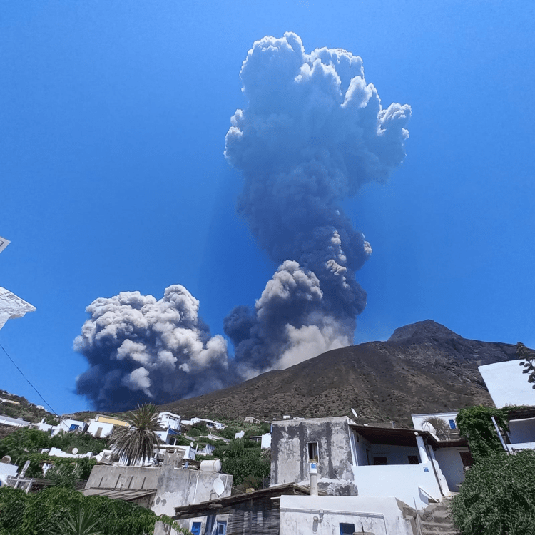 La nuova esplosione a Stromboli