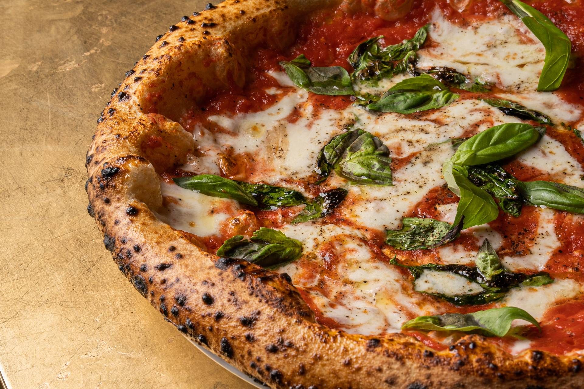 margherita provola affumicata pepe nero di sarawak