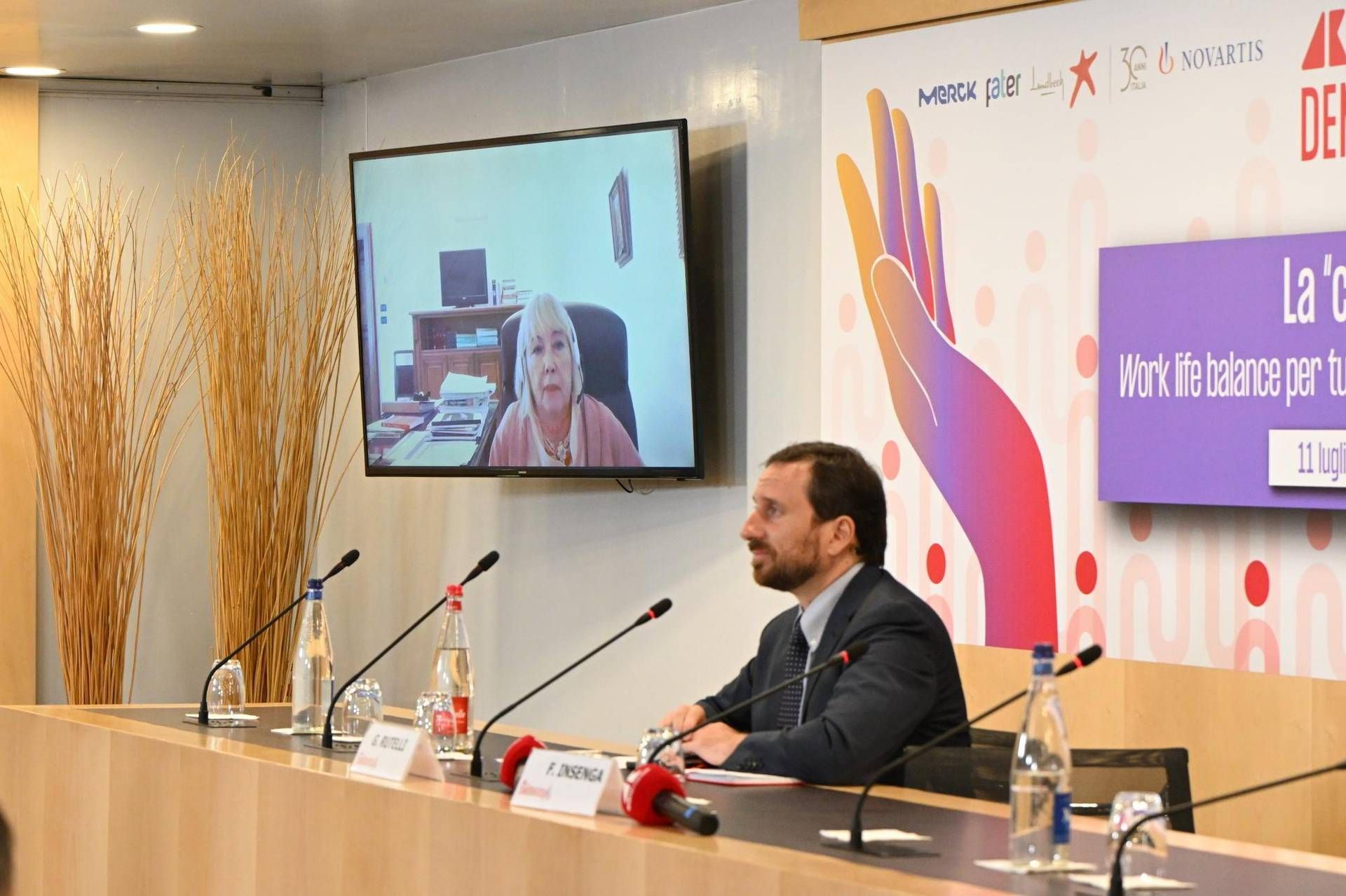 Caregiver figura centrale - serve welfare personalizzato che metta la persona al centro