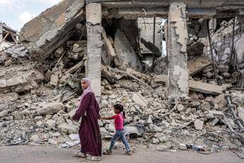 Gaza, piano per tregua 60 giorni: sì di Netanyahu. Hamas: 