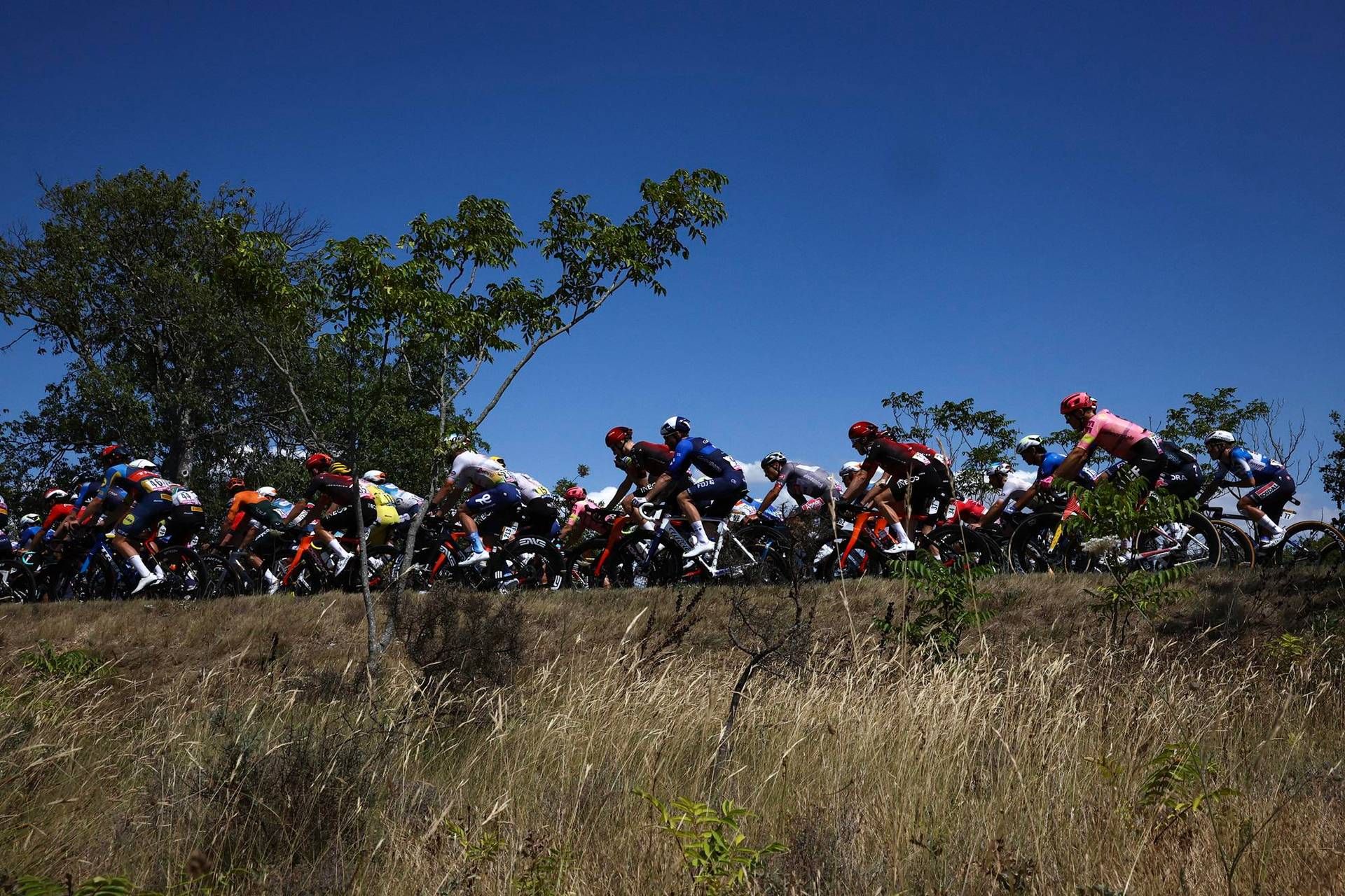 Tour de France - oggi 17a tappa sulle Alpi: orario - diretta tv