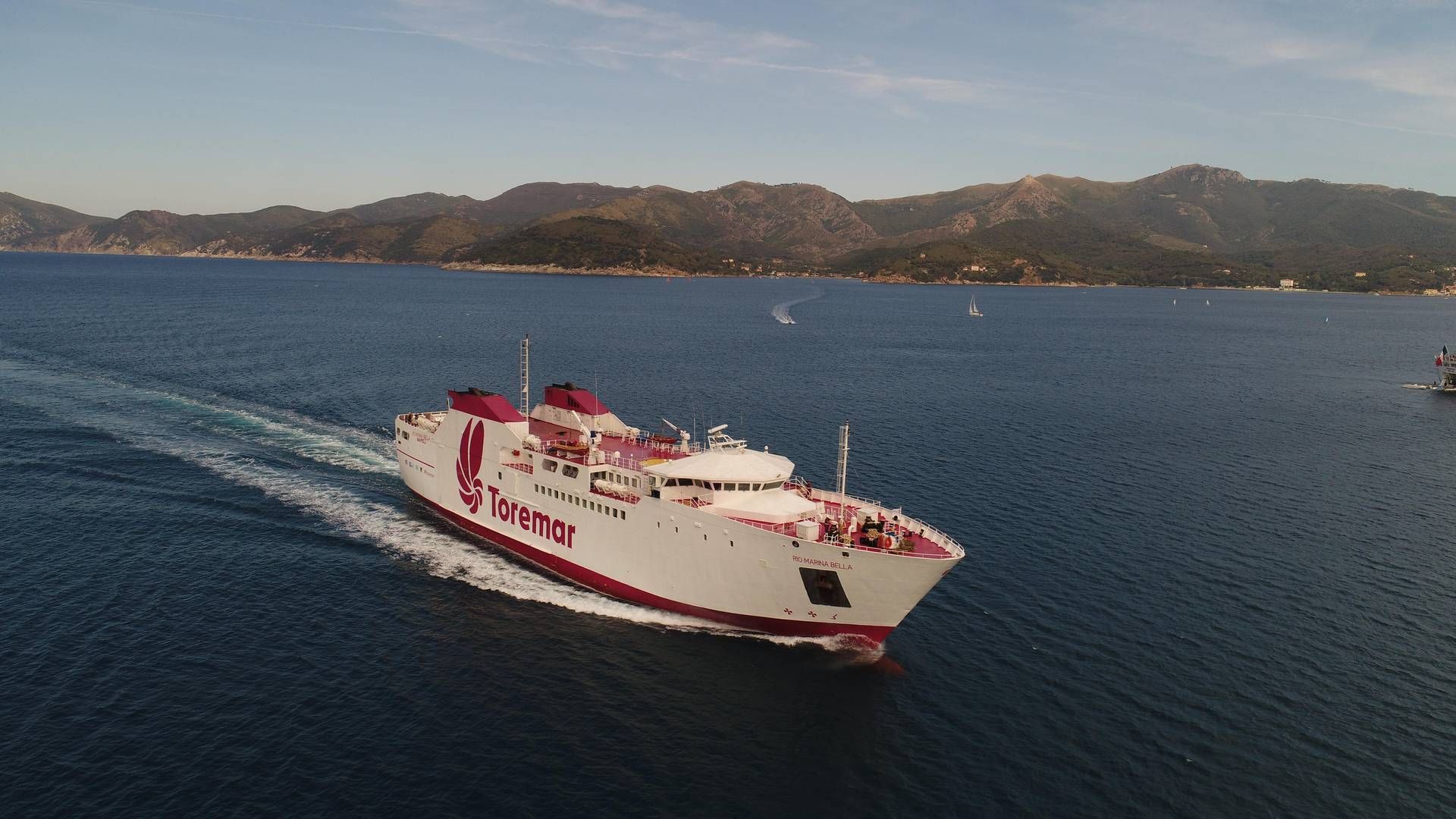 Toremar - Onorato Armatori: Basta attacchi - non garantiamo partecipazione a gara