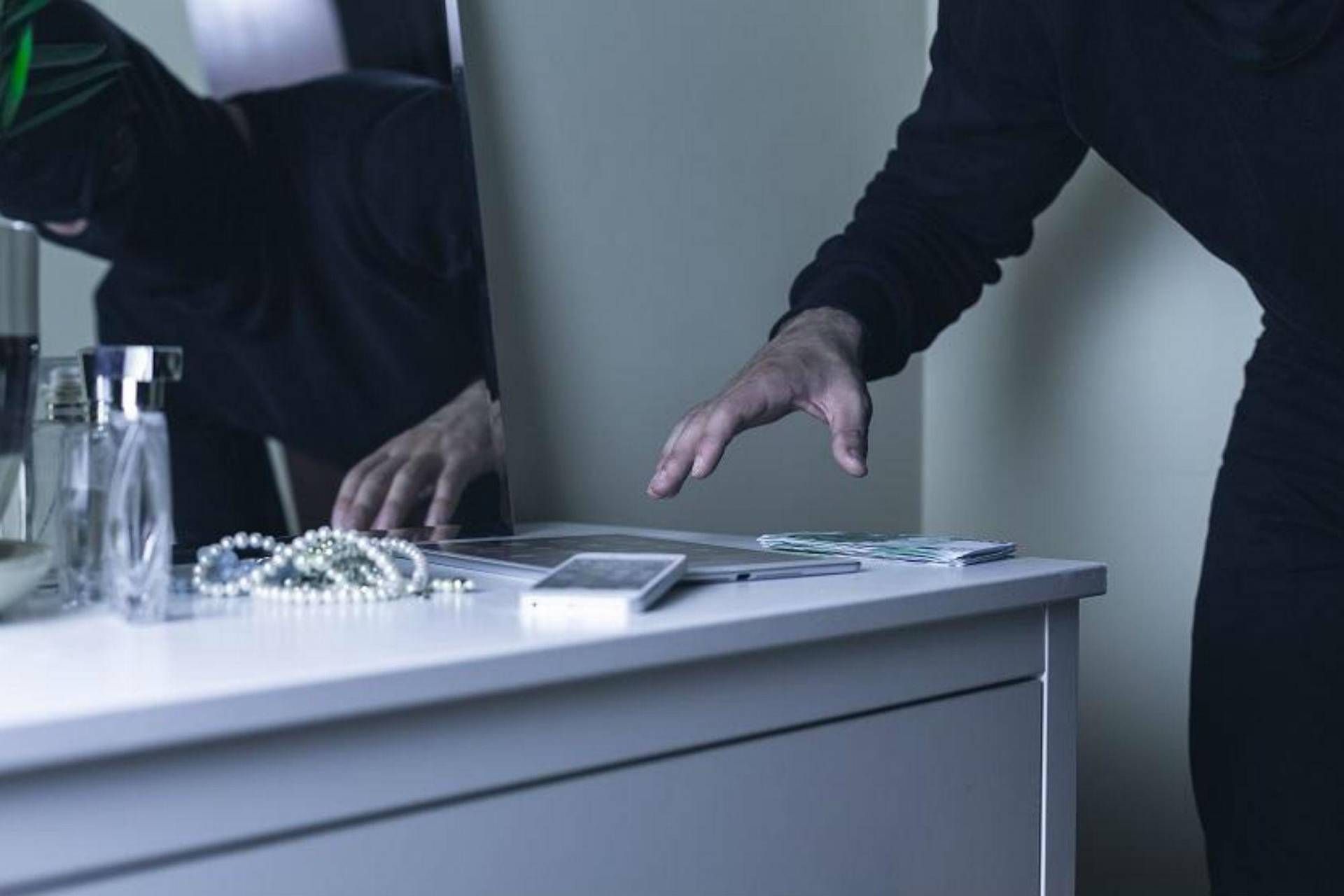 Furti in casa in estate - i consigli per scongiurarli