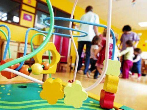 Milano - urla e maltrattamenti su bimbi al nido: arrestate tre maestre