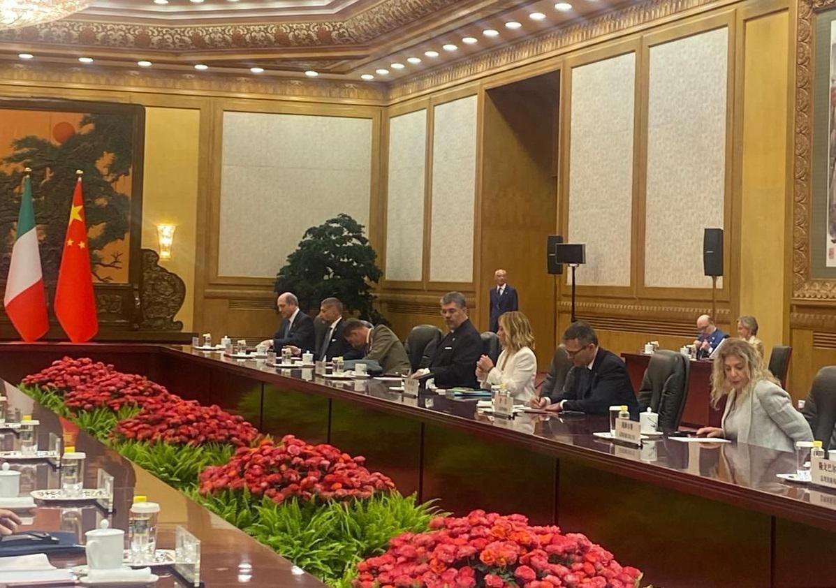 Meloni Çin'de, Li ile görüşme ve “yeni bir iş birliği aşaması için üç yıllık plan” duyurusu