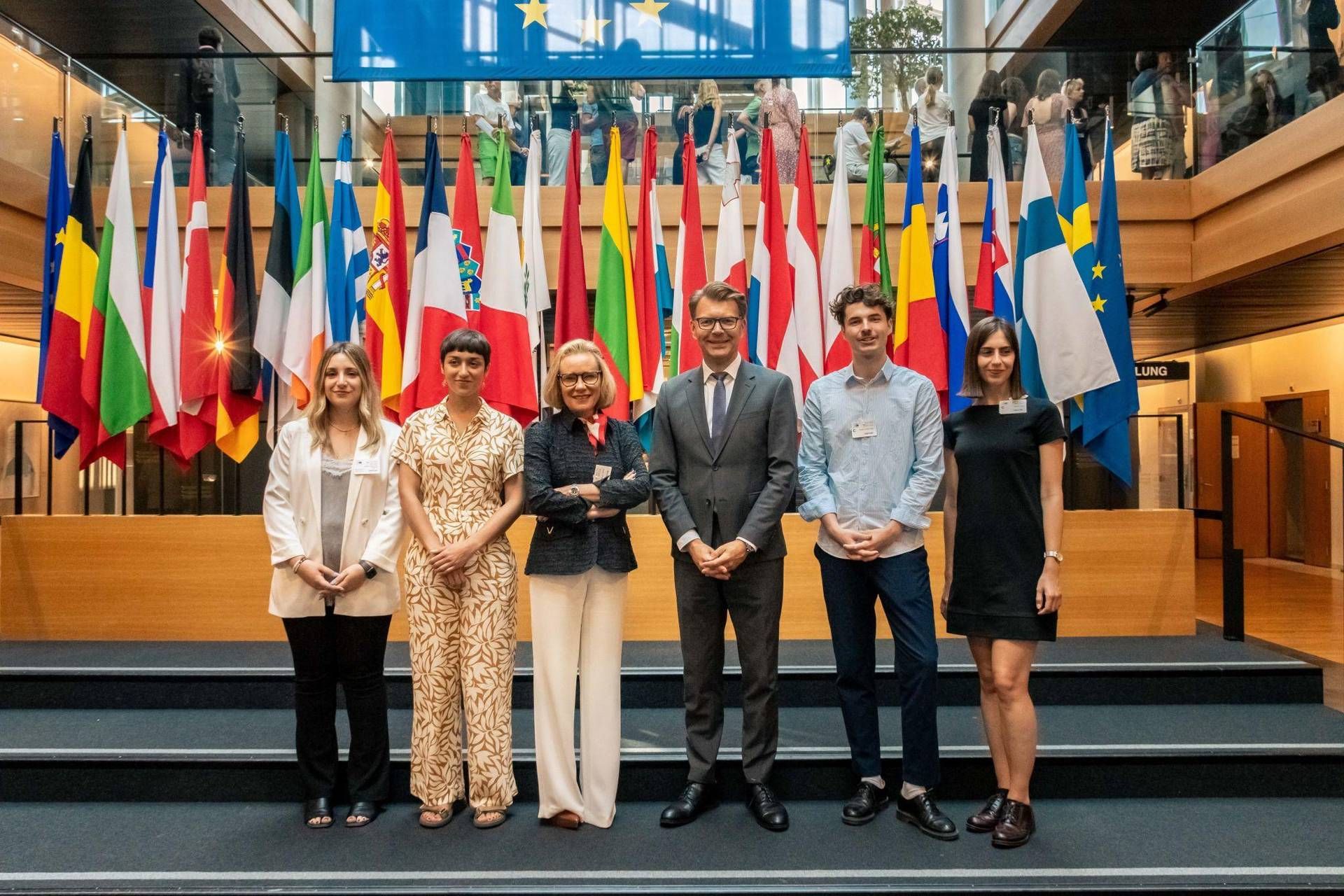 salute parlamento salute parlamento