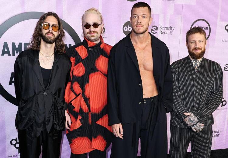 Imagine Dragons, lascia il batterista: "Incredibile viaggio durato un decennio" Imagine Dragons, lascia il batterista: "Incredibile viaggio durato un decennio"