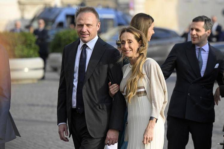 Arianna Meloni: "Con Lollobrigida non stiamo più insieme da un po'" Arianna Meloni: "Con Lollobrigida non stiamo più insieme da un po'"