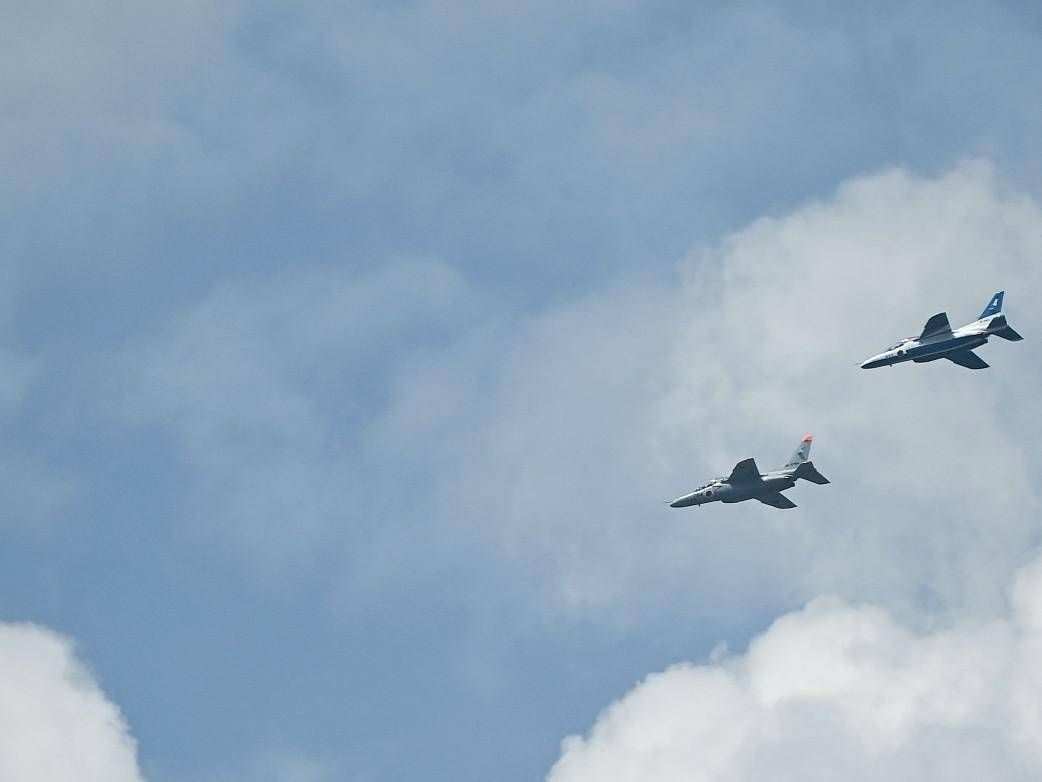 giappone alza giappone alza