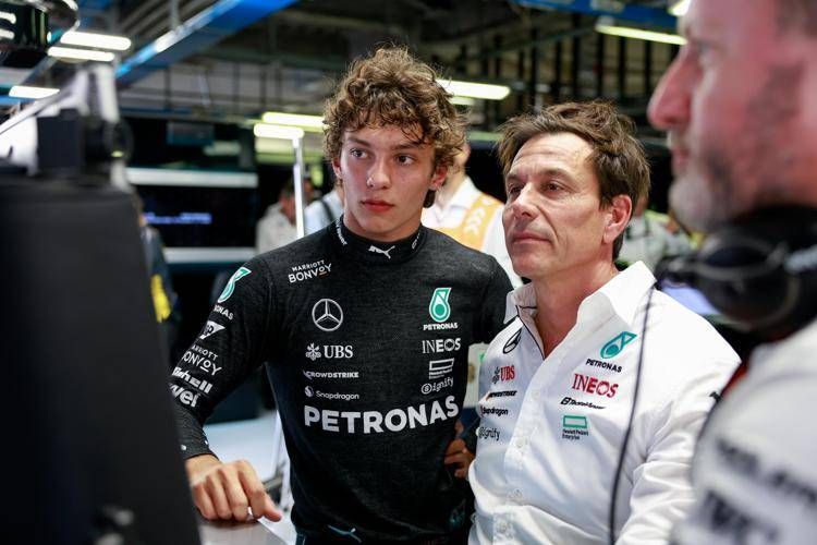 Antonelli e Wolff