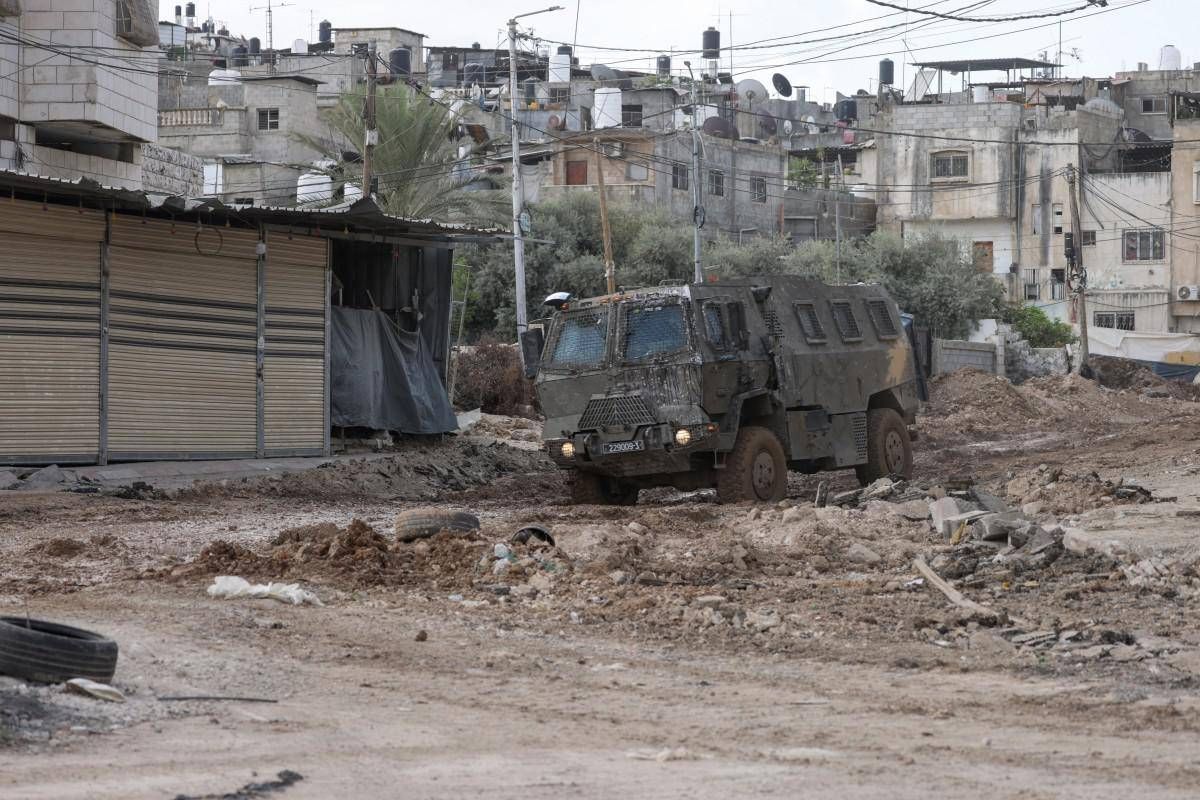 israele attacca israele attacca