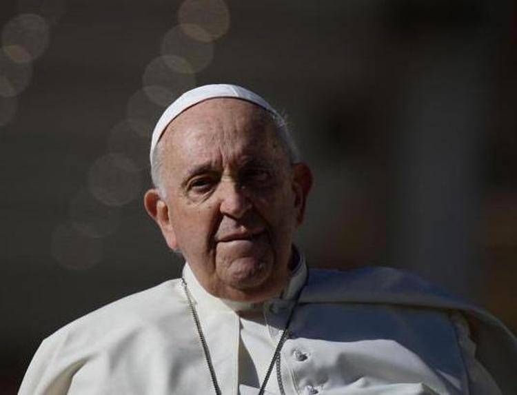 Papa Francesco oggi alla moschea dell'Indipendenza di Giacarta Papa Francesco oggi alla moschea dell'Indipendenza di Giacarta