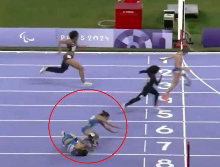 L'epilogo della finale dei 100 metri