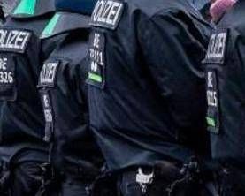 modella strangolata modella strangolata