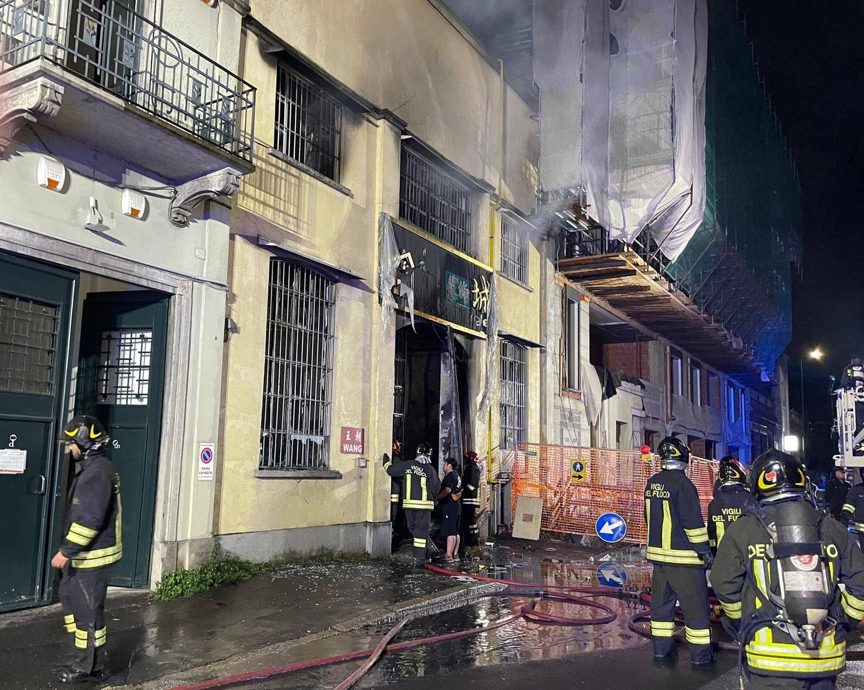 milano incendio milano incendio