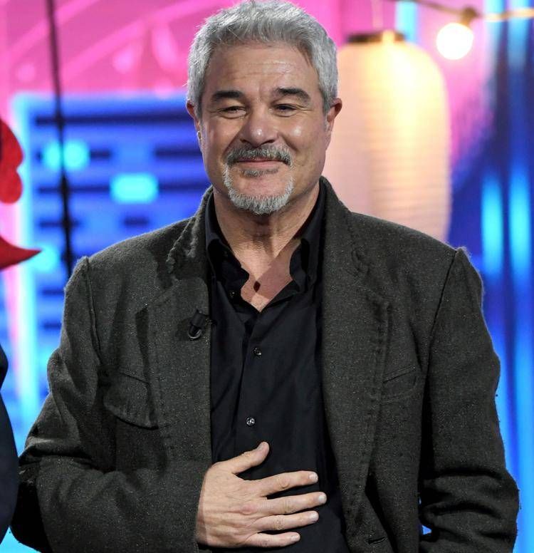 Lutto per Pino Insegno, è morto il padre Armando Lutto per Pino Insegno, è morto il padre Armando