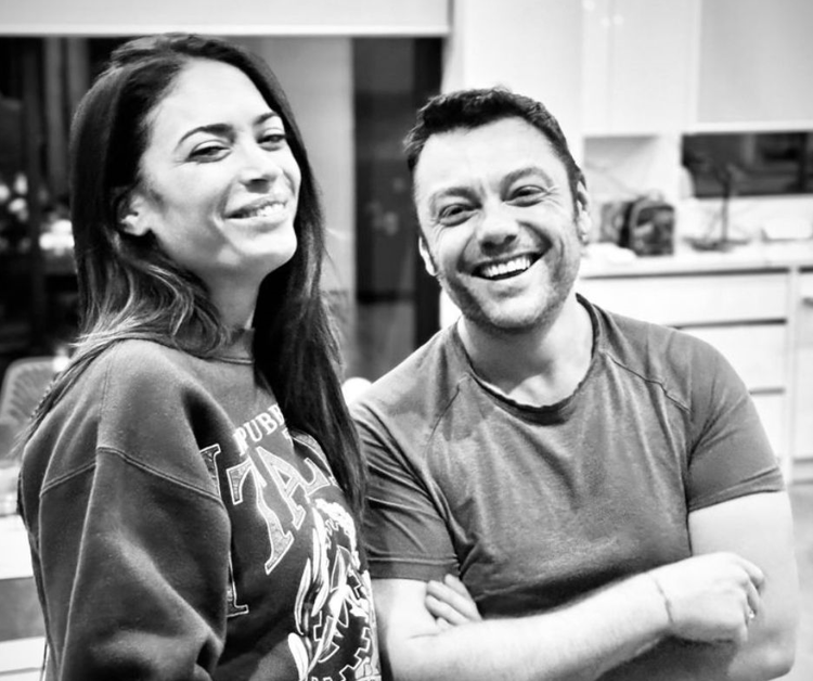 Elodie e Tiziano Ferro, bacio e cena a Los Angeles: arriva un duetto? Elodie e Tiziano Ferro, bacio e cena a Los Angeles: arriva un duetto?