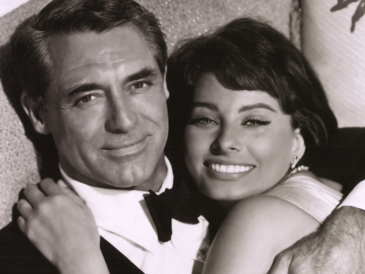 Cary Grant e Sophia Loren nel 1958 - Agenzia Fotogramma
