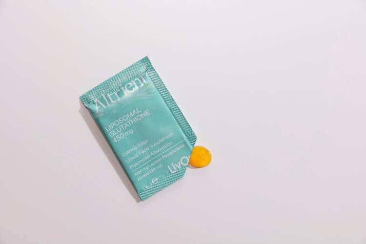 Una nuova ricerca internazionale conferma l’efficacia del Glutatione Liposomiale Altrient® nella cura della pelle