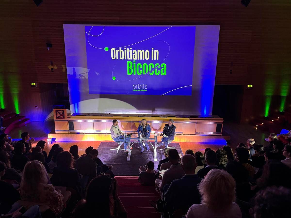 A Milano 'Orbitiamo in Bicocca. Dialogues with intelligence'