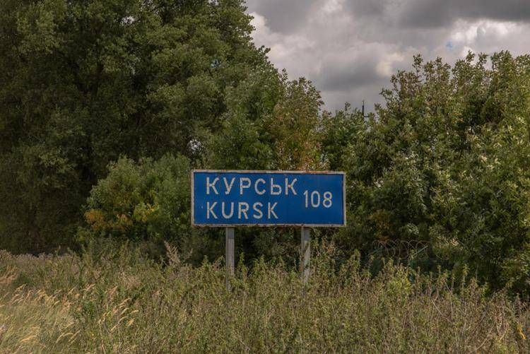 Cartello per Kursk - Afp