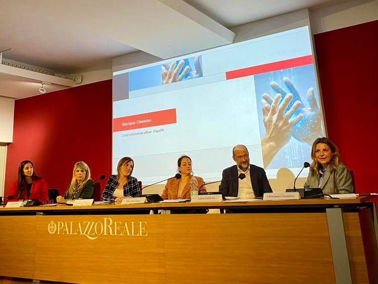 Indagine YouGov su digitalizzazione Comune di Milano: 83% dei cittadini a suo agio con pratiche online