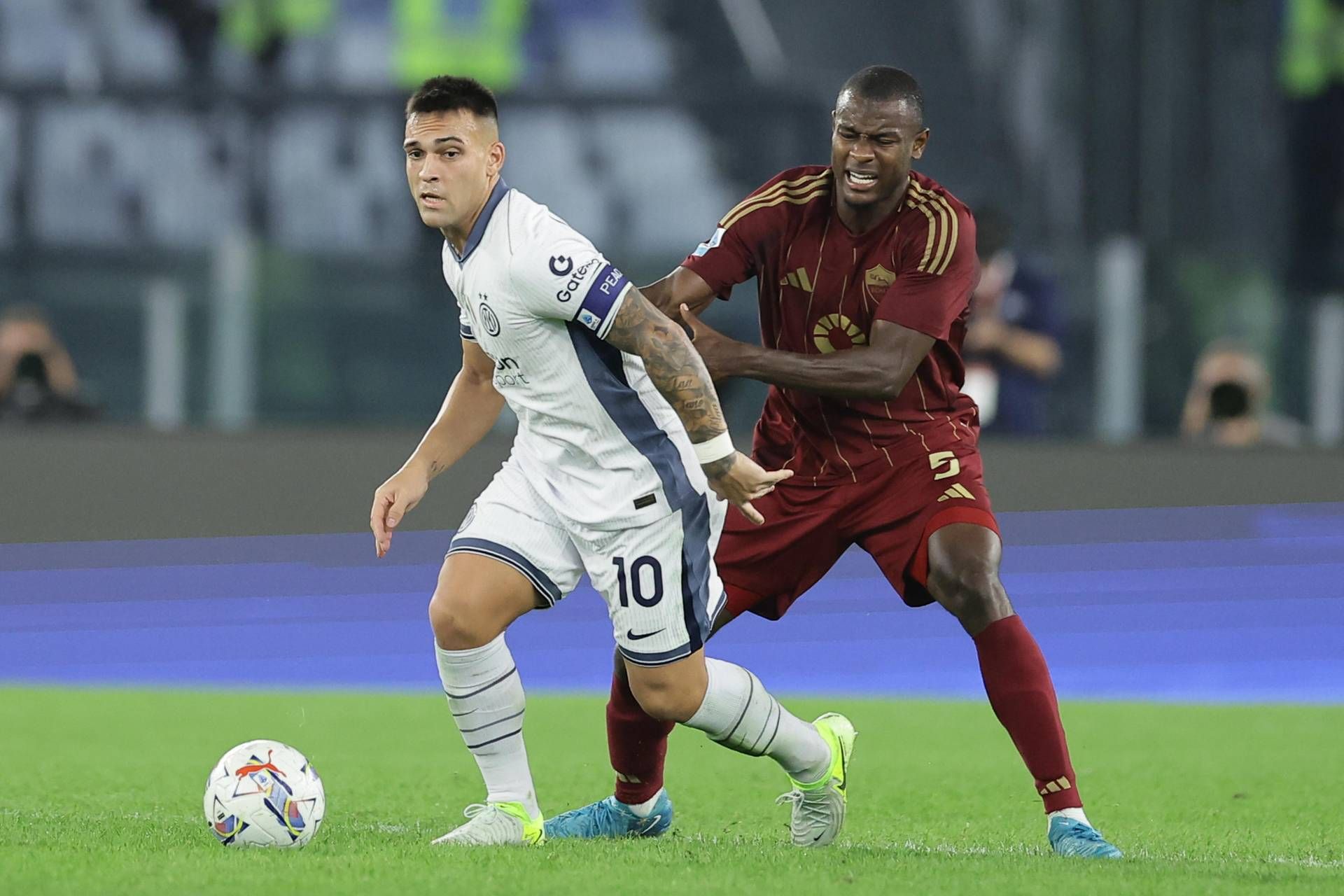 Roma-Inter 0-1, Lautaro ve Nerazzurri'nin golü Napoli'yi kovalıyor