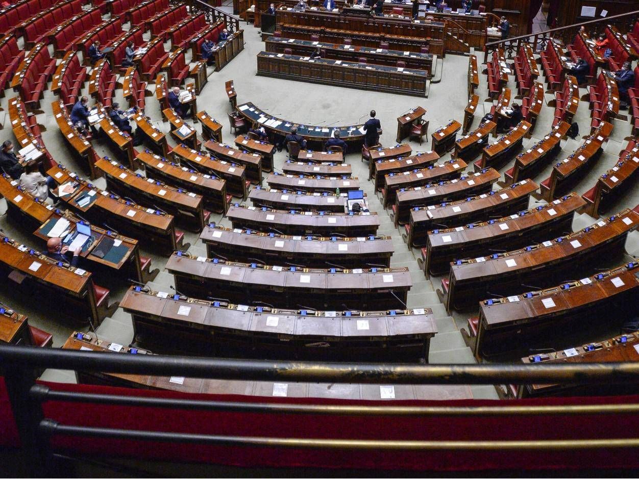 Değişiklik yarışının bir parçası olarak Meclis'e doğru 2025 manevrası: ne değişecek