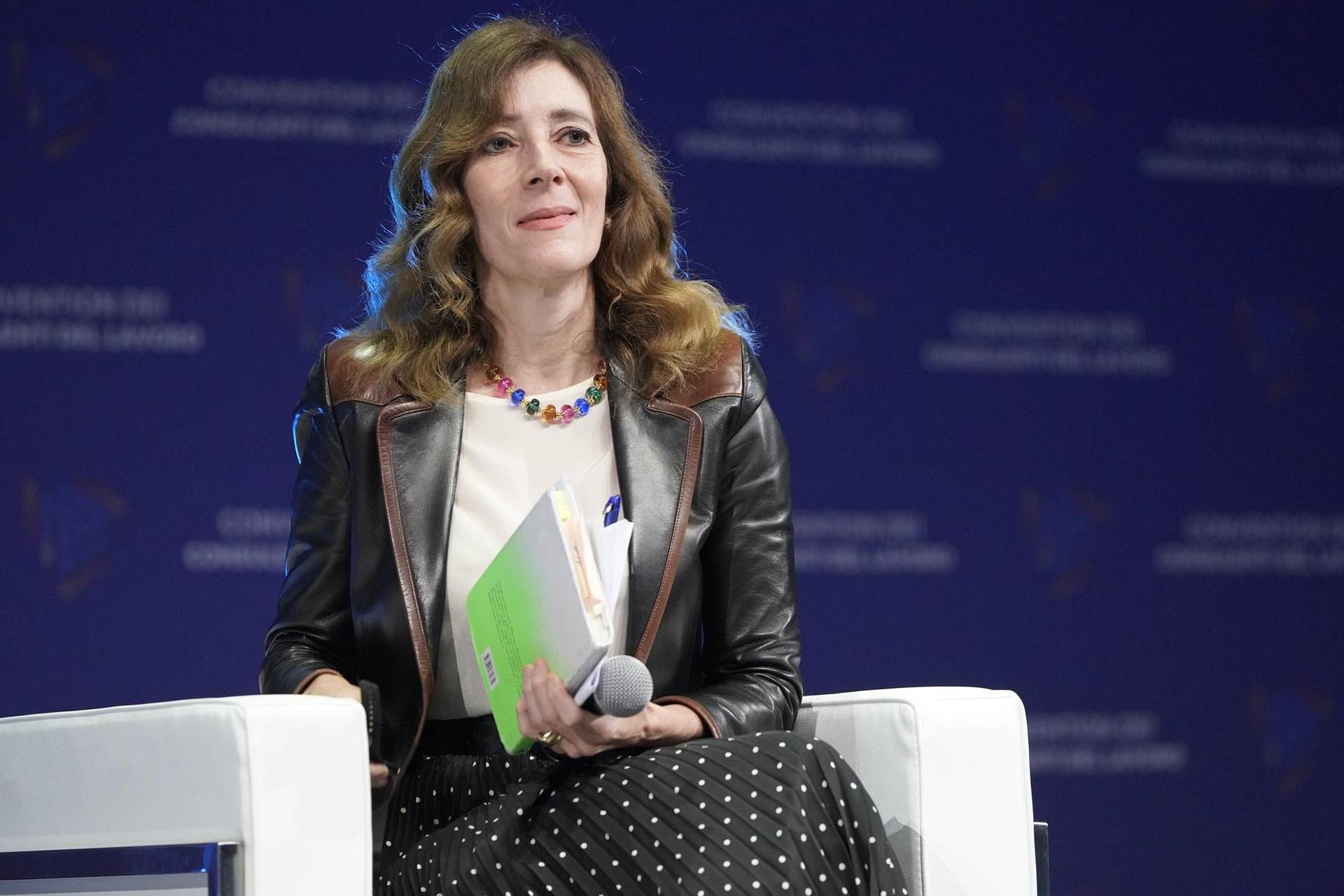 “Kamu borcunu azaltmak belirsiz bir ortamda sizi daha güçlü kılar”